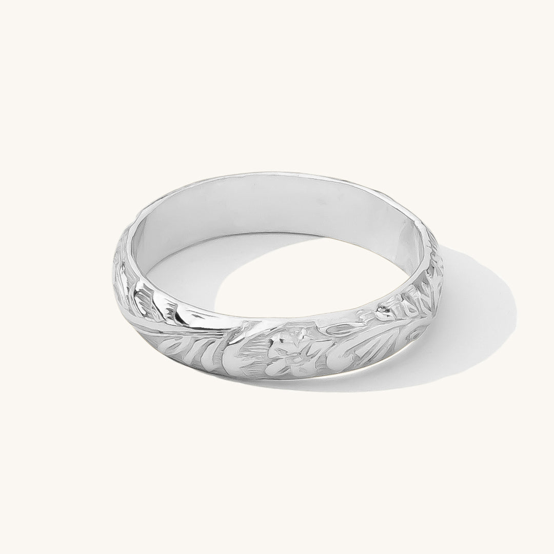 Luxe Floral Ring