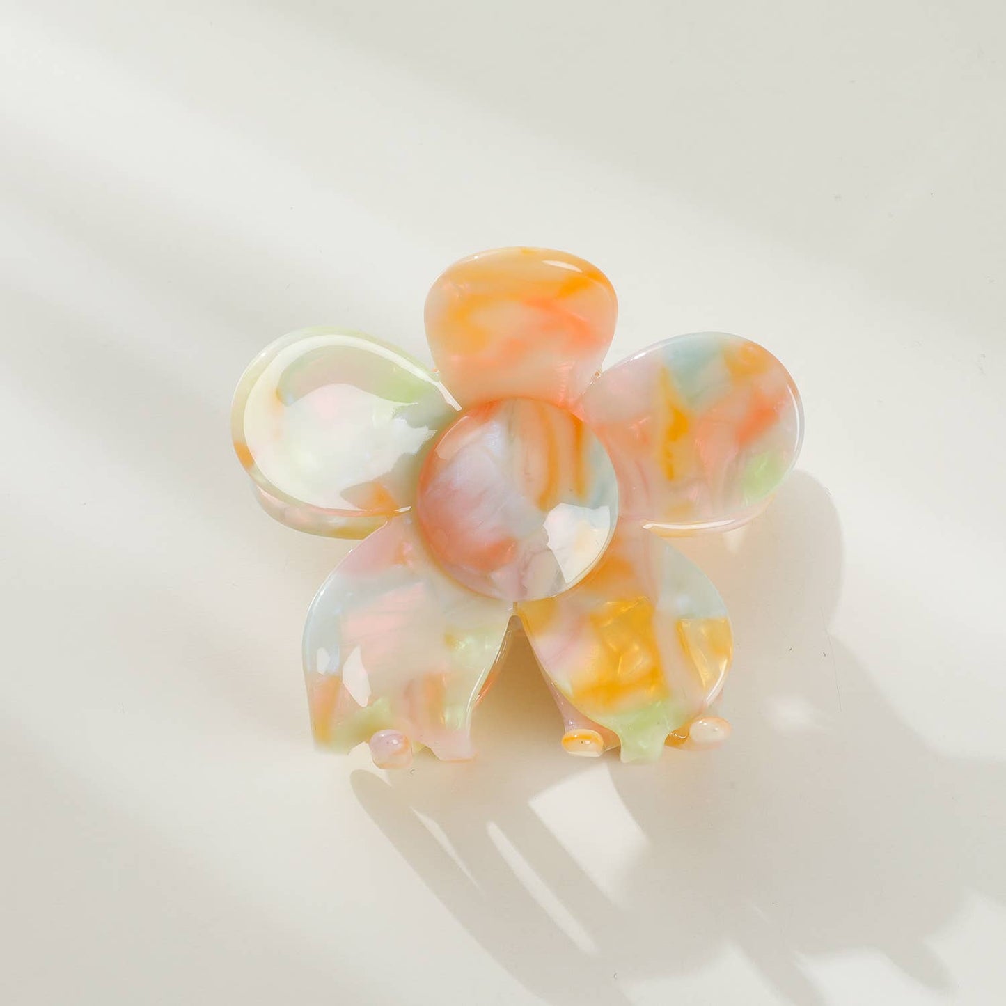 Medium Flower Claw Clip