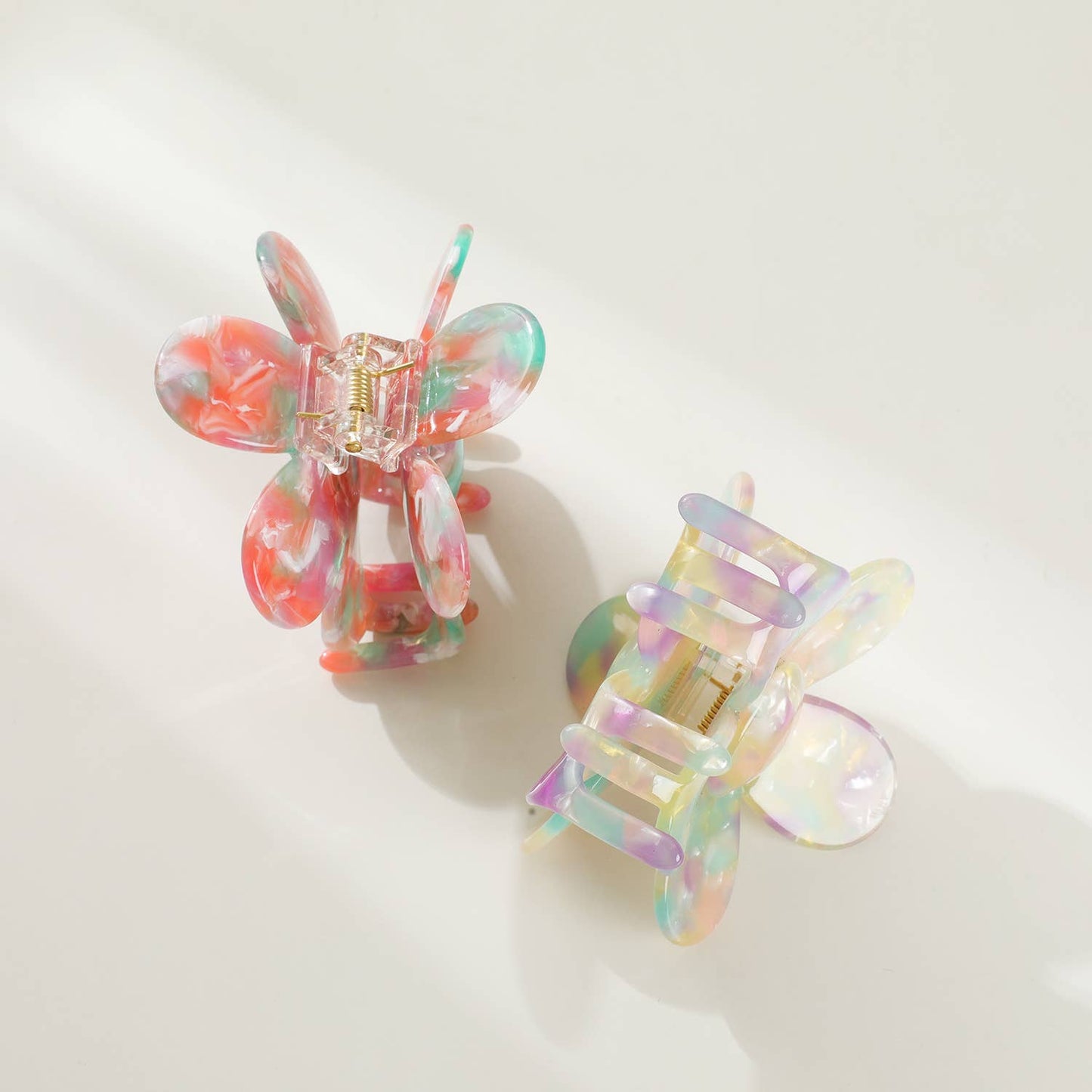 Medium Flower Claw Clip