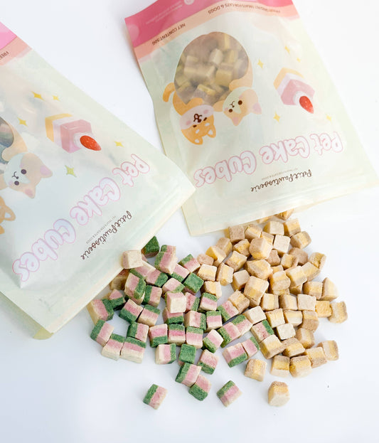 Freeze Dried Chicken Cake Cube Treats for Cats & Dogs 50g
