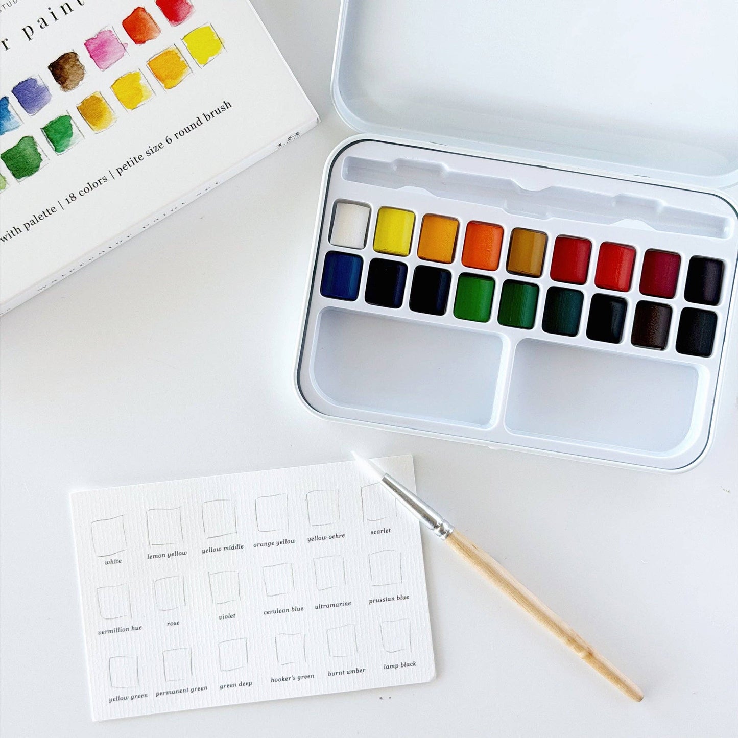 Watercolor paint set - 18 colors with mini brush