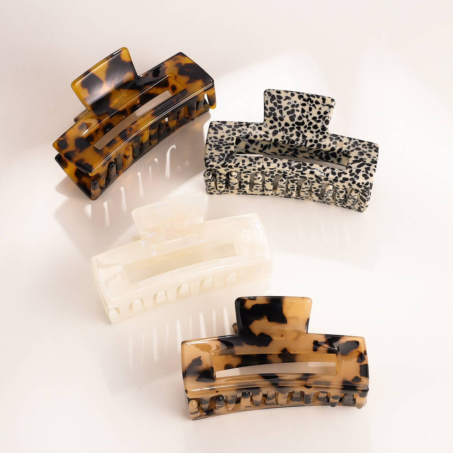 Medium Rectangle Claw Hair Clip