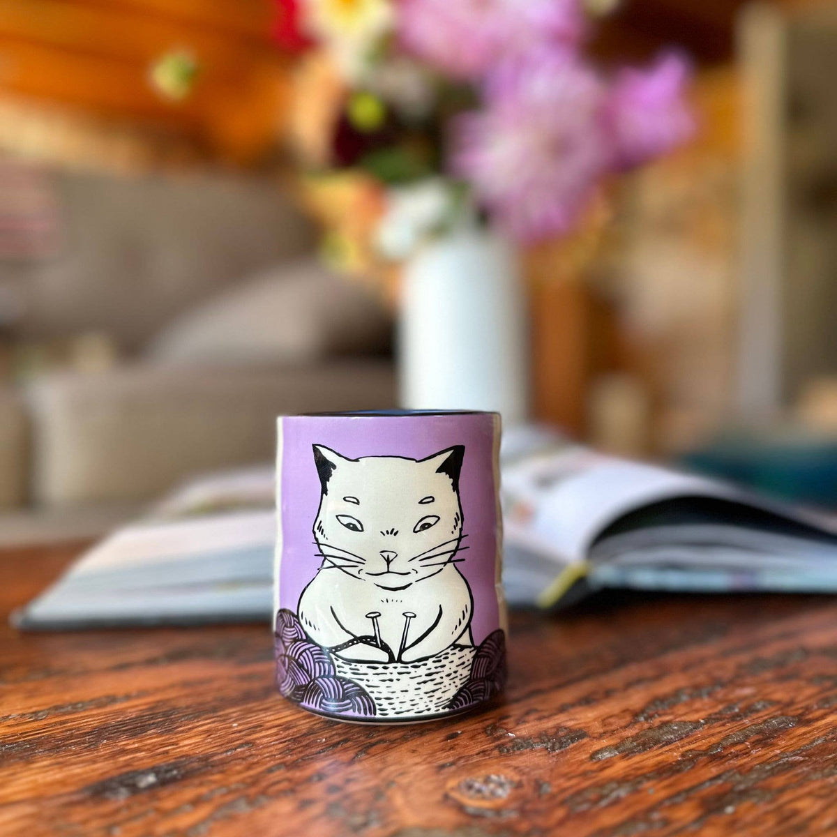 Lucky Cat Knitting Cup - Large Ceramic Christmas Holiday Mug