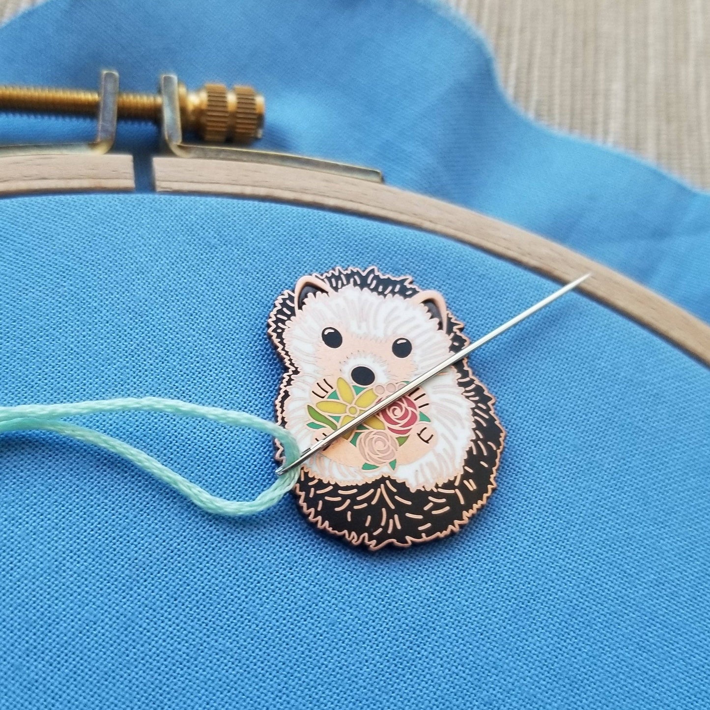 Hedgehog-  Needle Minder