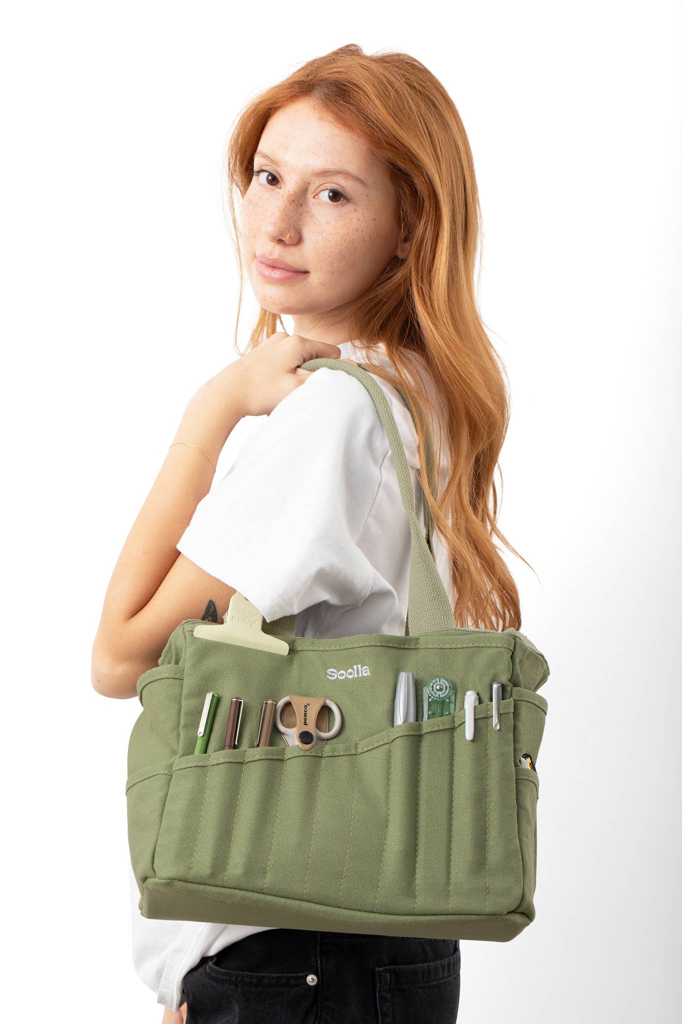 Soolla Studio Artist Bag, Ganja Green, Art Supplies Bag