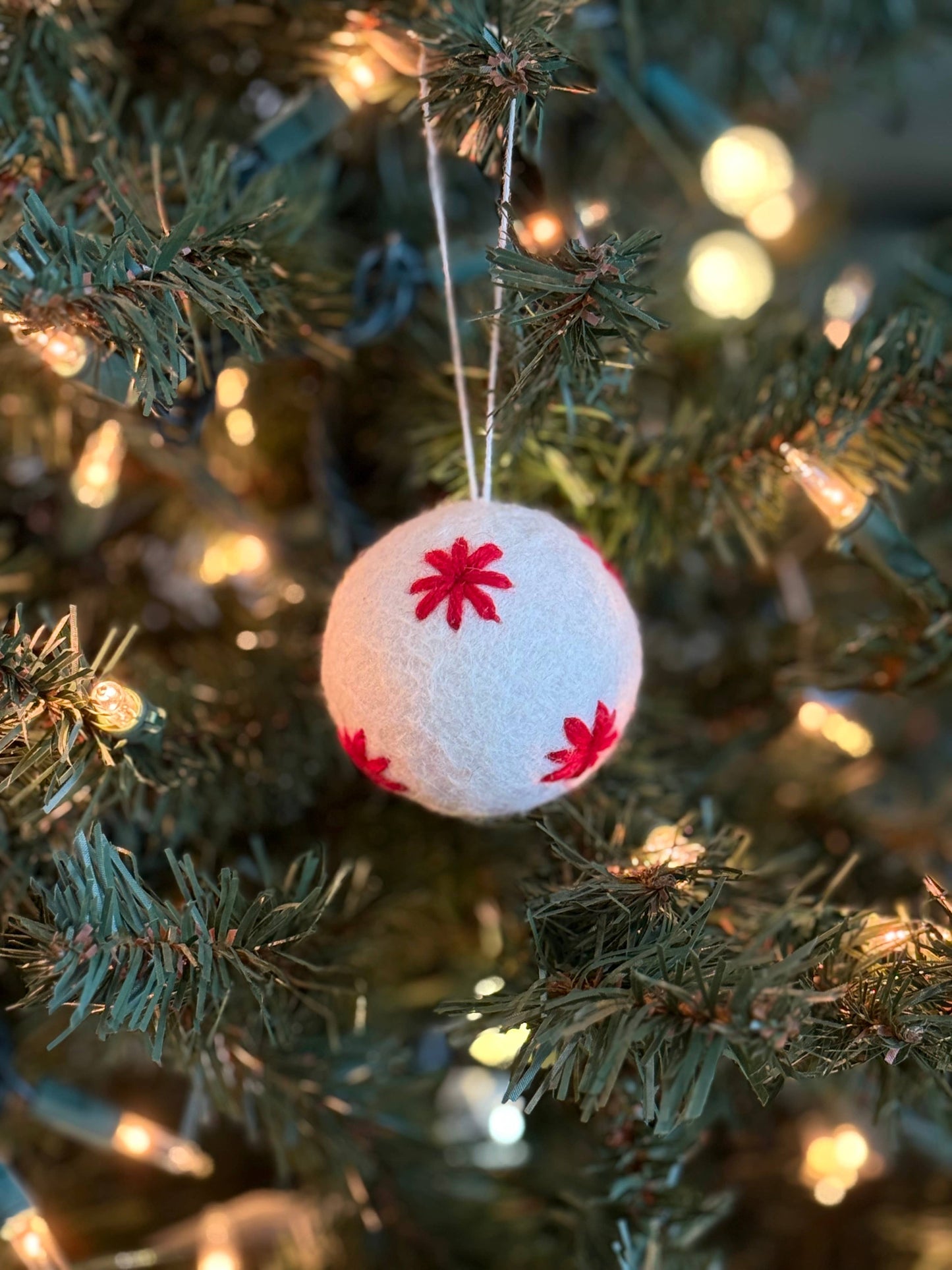 Felt White Ball w/ Red Stars / Handmade Christmas Ornament