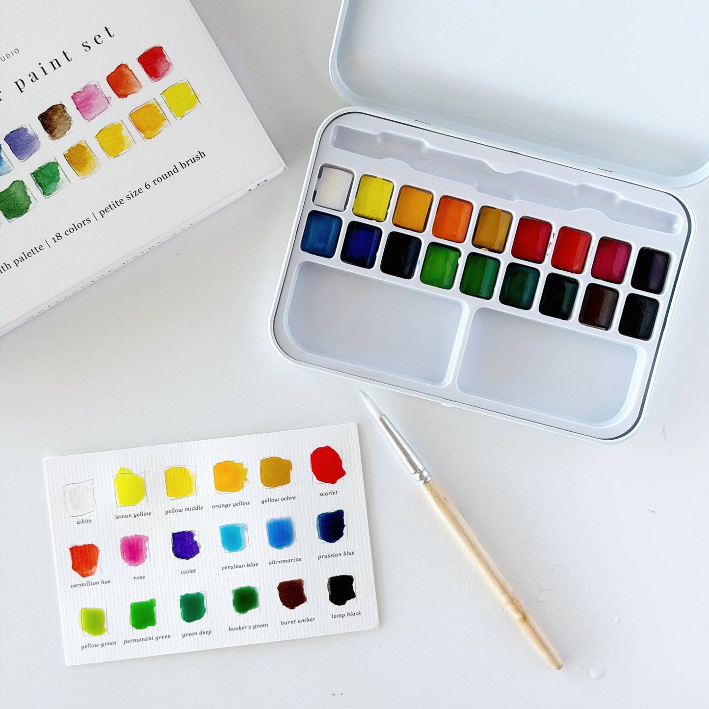 Watercolor paint set - 18 colors with mini brush