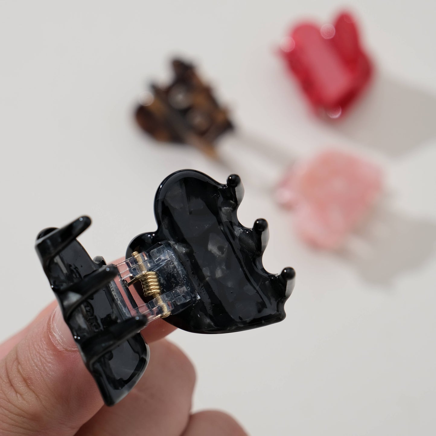 Mini Heart Claw Hair Clip
